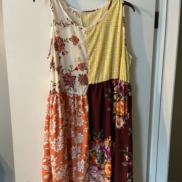 ODDY Tops - Multi pattered top